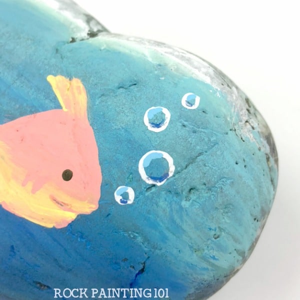 Learn how to make amazing bubbles. Perfect for fish rock painting.