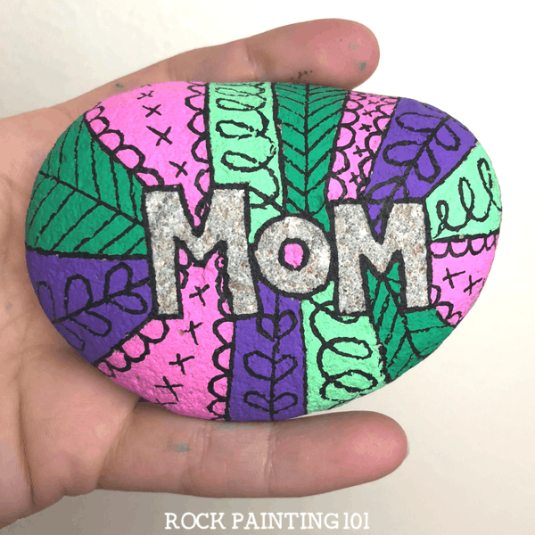 6 lovely Mother's Day rock painting ideas - Rock Painting 101