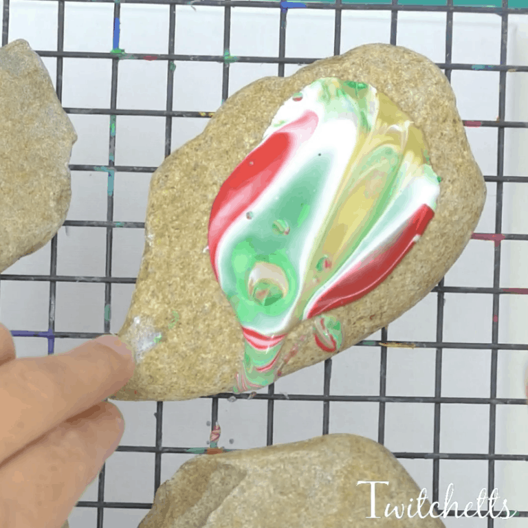 Pour painting techniques that create beautiful painted rocks