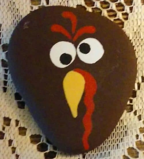 18 easy turkey painted rocks to create this Thanksgiving